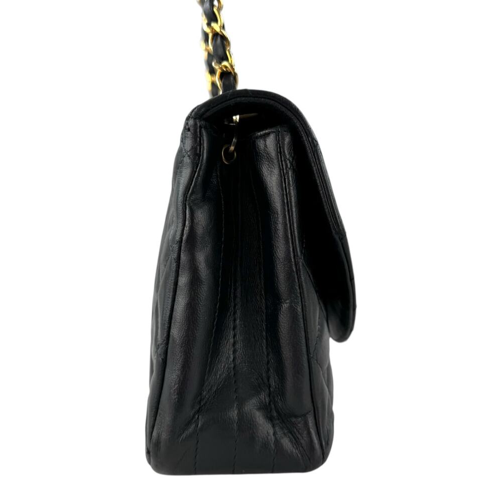 Chanel Vintage Round Flap Matelasse Shoulder Bag - Picture 7 of 16